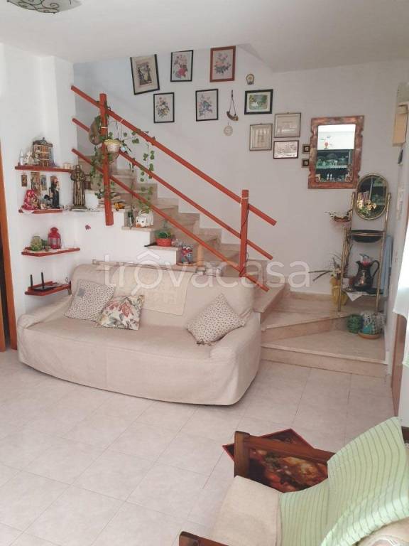 casa indipendente in vendita a Capoterra in zona La Maddalena