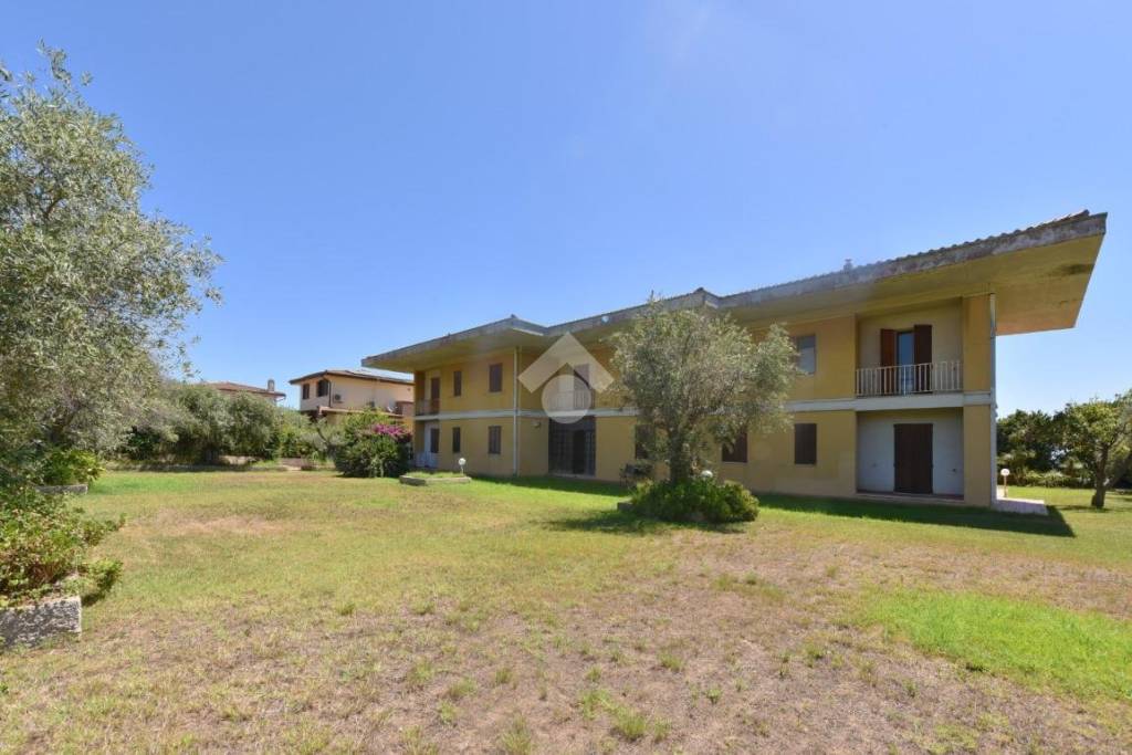 casa indipendente in vendita a Capoterra in zona La Maddalena