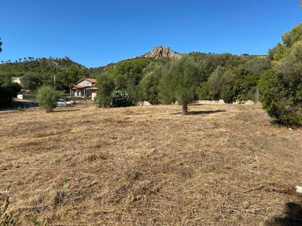 terreno agricolo in vendita a Capoterra in zona Poggio dei Pini