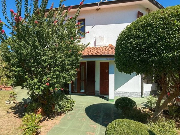 casa indipendente in vendita a Capoterra in zona La Maddalena
