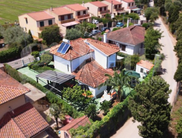 casa indipendente in vendita a Capoterra in zona La Maddalena