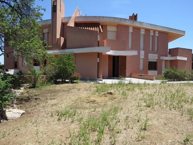 villa in vendita a Capoterra in zona Poggio dei Pini