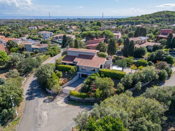 casa indipendente in vendita a Capoterra in zona Poggio dei Pini