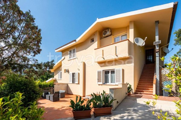 casa indipendente in vendita a Capoterra in zona Poggio dei Pini
