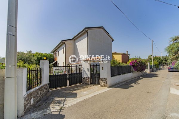 casa indipendente in vendita a Capoterra in zona Frutti D'oro
