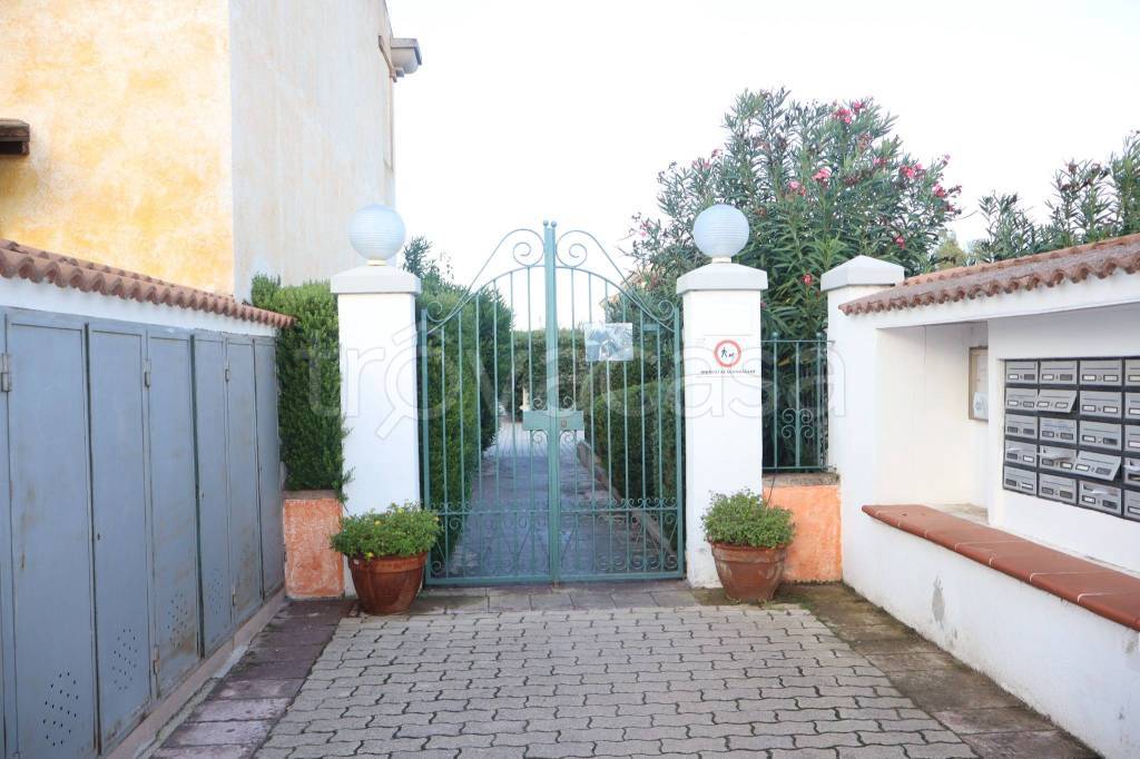appartamento in vendita a Capoterra in zona La Maddalena