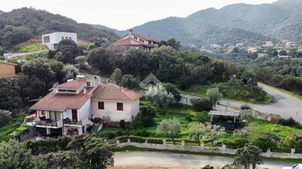 casa indipendente in vendita a Capoterra in zona Poggio dei Pini
