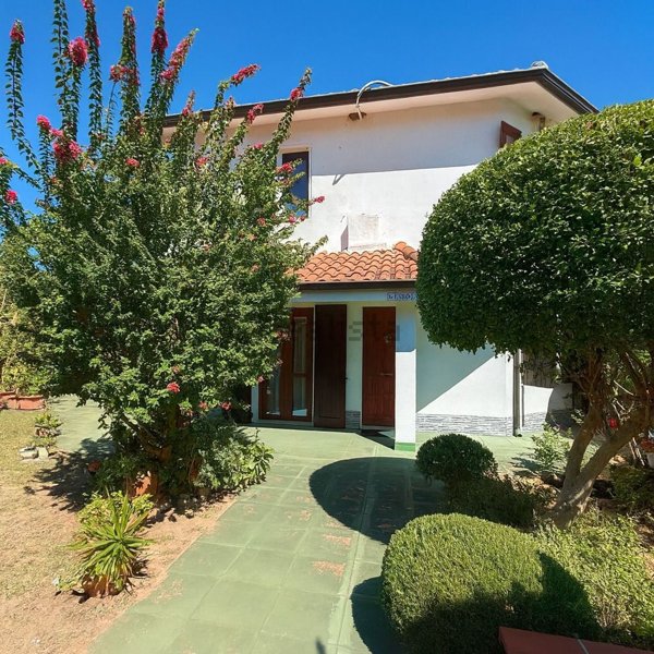 casa indipendente in vendita a Capoterra