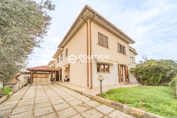 casa indipendente in vendita a Capoterra in zona Frutti D'oro