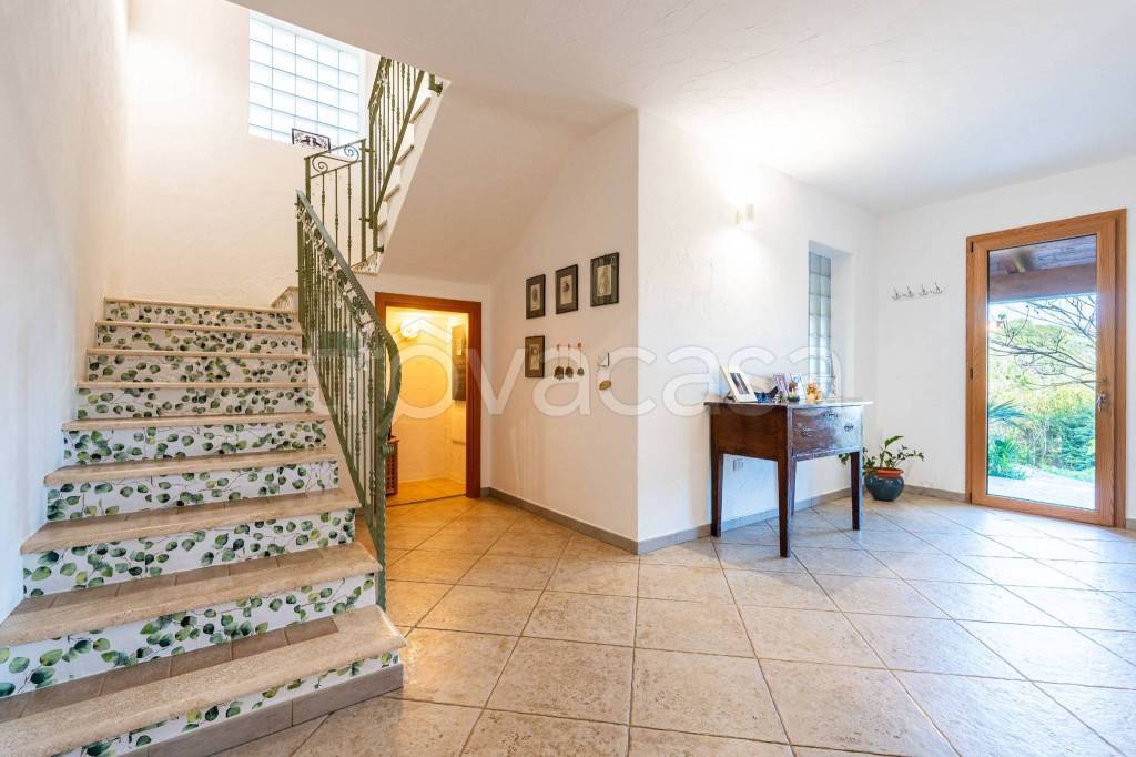 casa indipendente in vendita a Capoterra in zona Poggio dei Pini