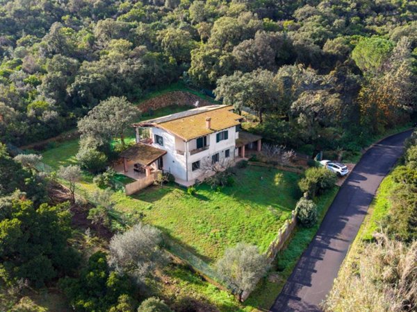 casa indipendente in vendita a Capoterra in zona Poggio dei Pini