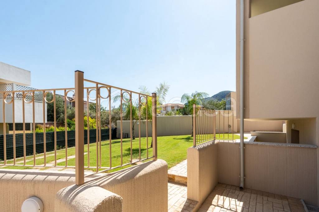 locale commerciale in vendita a Capoterra