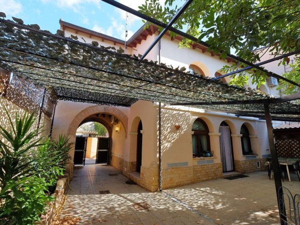 casa indipendente in vendita a Capoterra