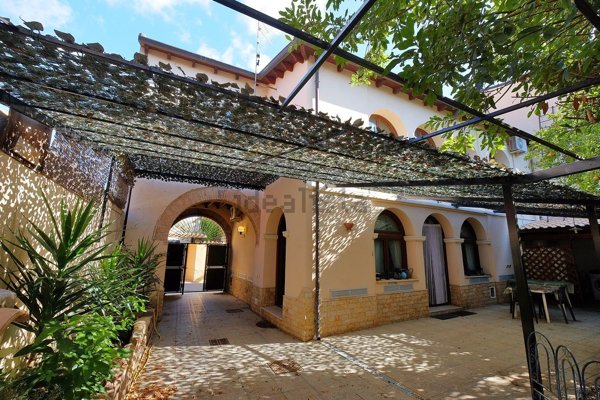 casa indipendente in vendita a Capoterra