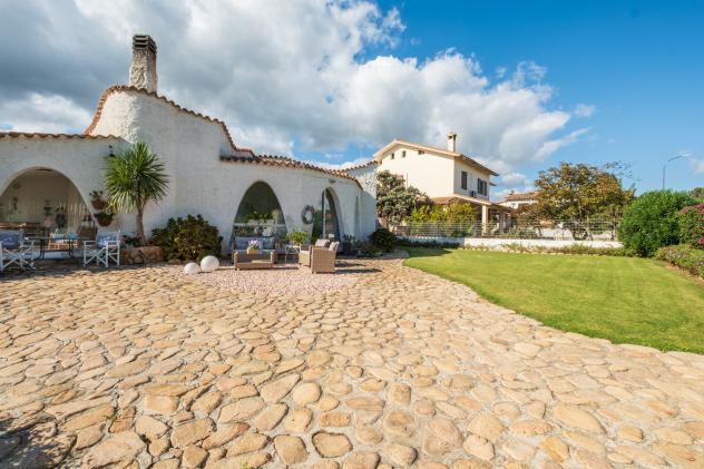 casa indipendente in vendita a Capoterra in zona Frutti D'oro