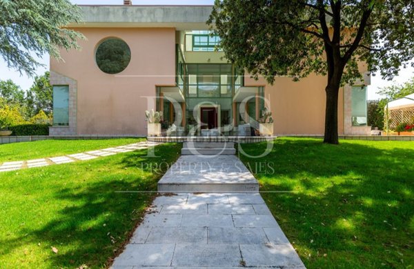 casa indipendente in vendita a Capoterra in zona Poggio dei Pini