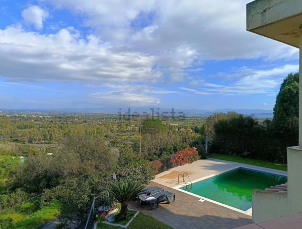 casa indipendente in vendita a Capoterra in zona Poggio dei Pini
