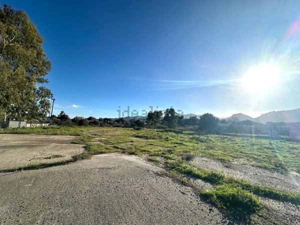 terreno edificabile in vendita a Capoterra