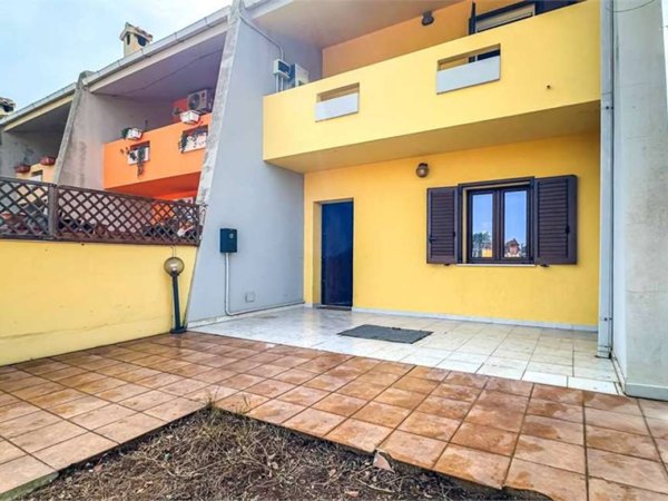 casa indipendente in vendita a Capoterra in zona La Maddalena