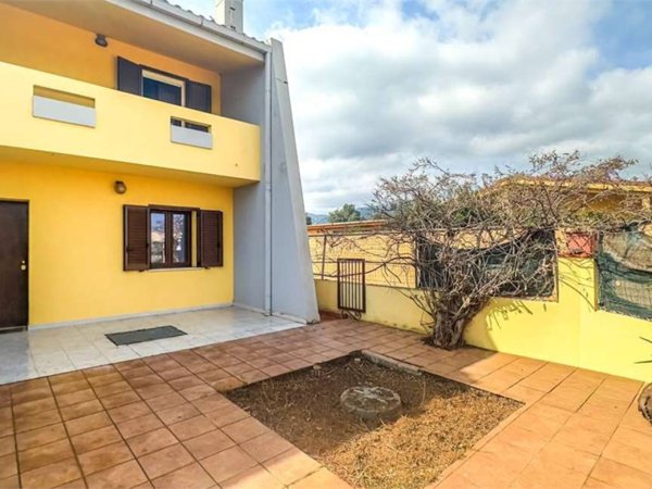 casa indipendente in vendita a Capoterra
