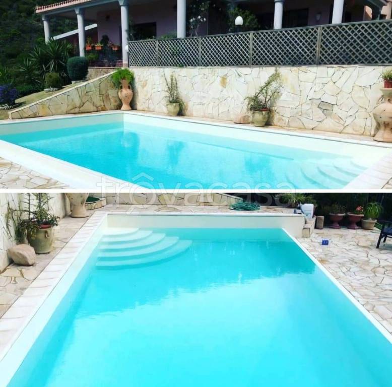 casa indipendente in vendita a Capoterra in zona Poggio dei Pini