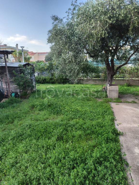 casa indipendente in vendita a Capoterra
