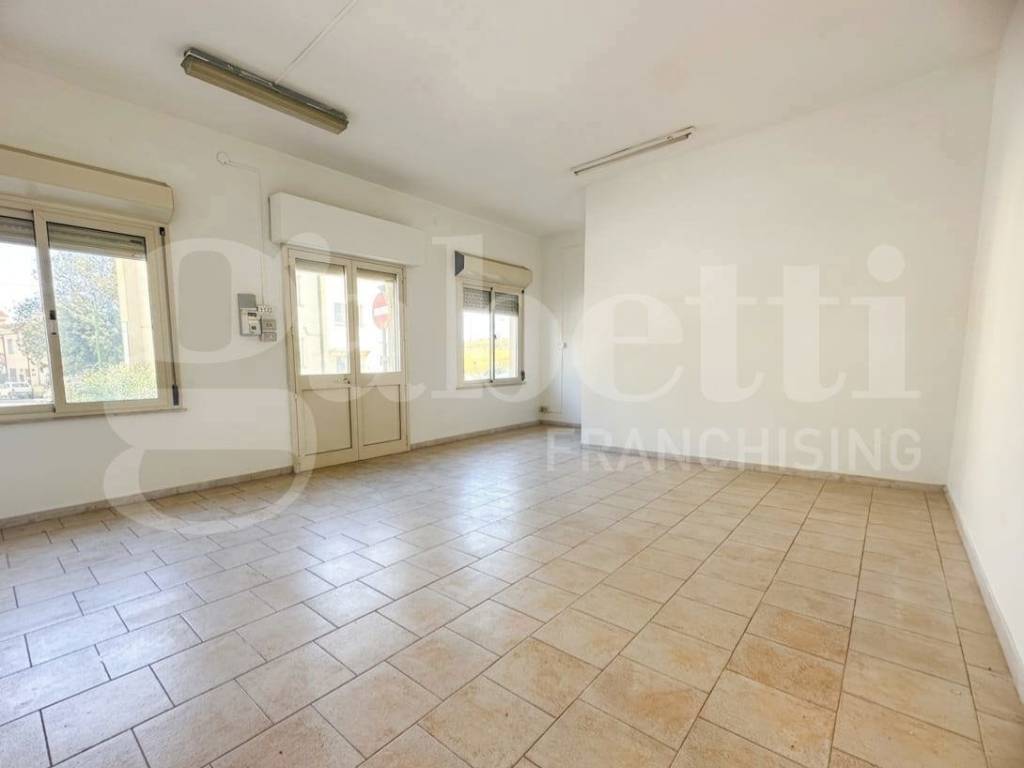 negozio in vendita a Capoterra