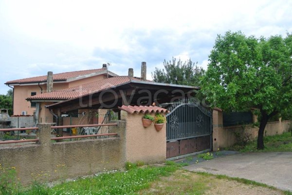 casa indipendente in vendita a Capoterra in zona Poggio dei Pini