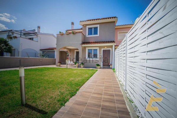 casa indipendente in vendita a Capoterra