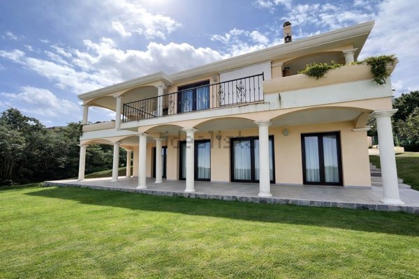 casa indipendente in vendita a Capoterra in zona Poggio dei Pini