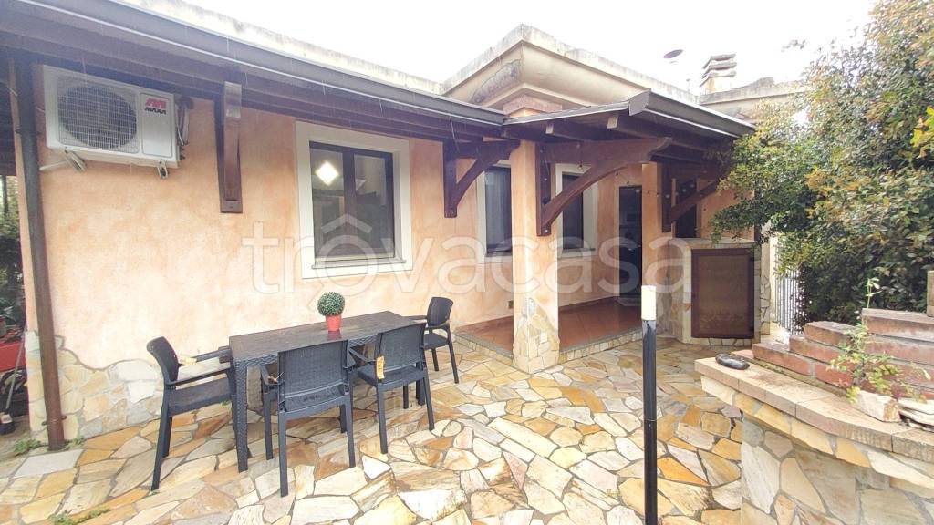 casa indipendente in vendita a Capoterra in zona La Maddalena