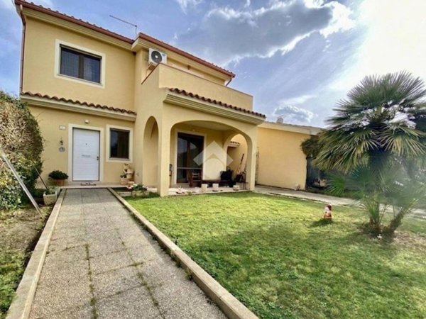 casa indipendente in vendita a Capoterra in zona La Maddalena