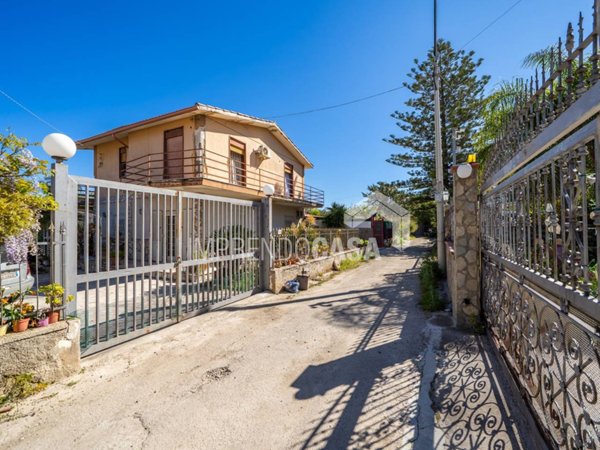 casa indipendente in vendita a Capoterra