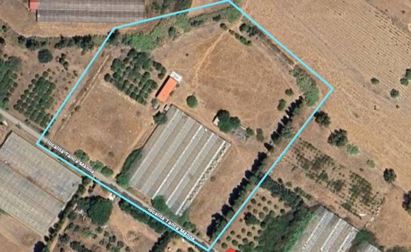 locale commerciale in vendita a Capoterra