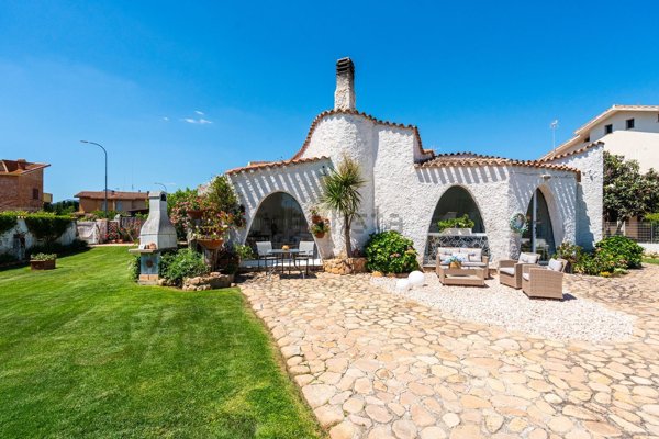 casa indipendente in vendita a Capoterra