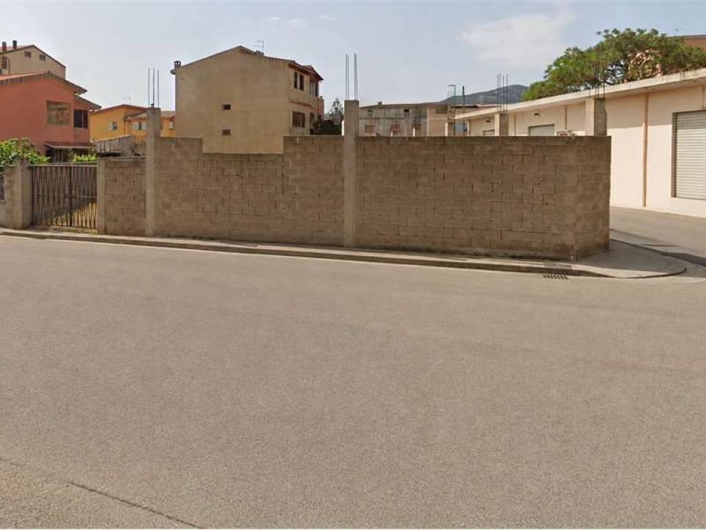 terreno edificabile in vendita a Capoterra