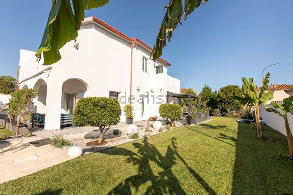 casa indipendente in vendita a Capoterra