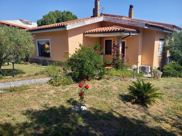 casa indipendente in vendita a Capoterra