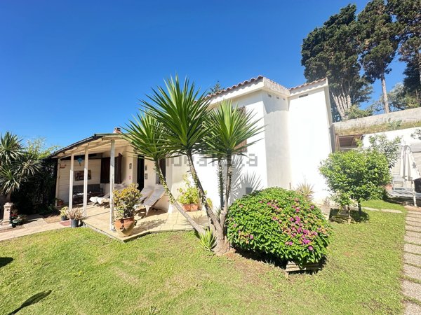 casa indipendente in vendita a Capoterra in zona Torre degli Ulivi