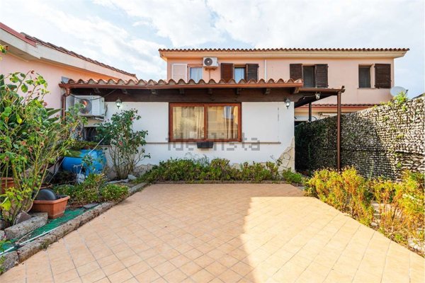casa indipendente in vendita a Capoterra