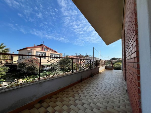 appartamento in vendita a Capoterra in zona Frutti D'oro