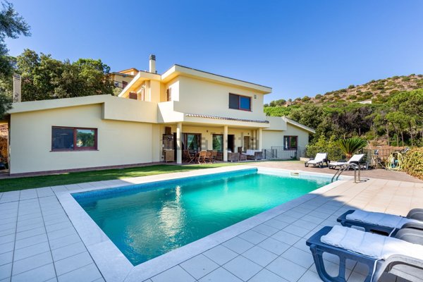 casa indipendente in vendita a Capoterra