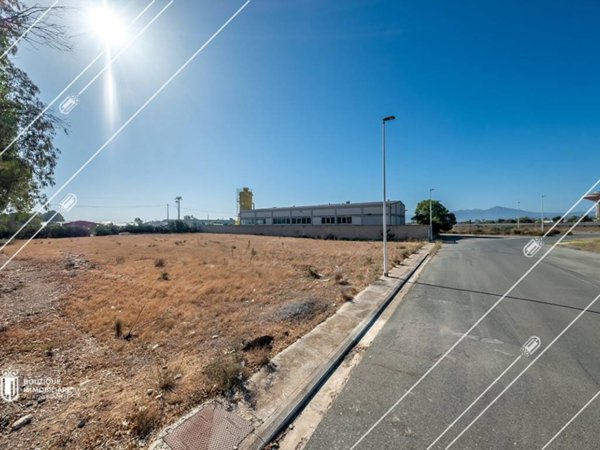 terreno edificabile in vendita a Decimomannu