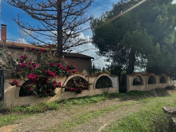 casa indipendente in vendita a Decimomannu