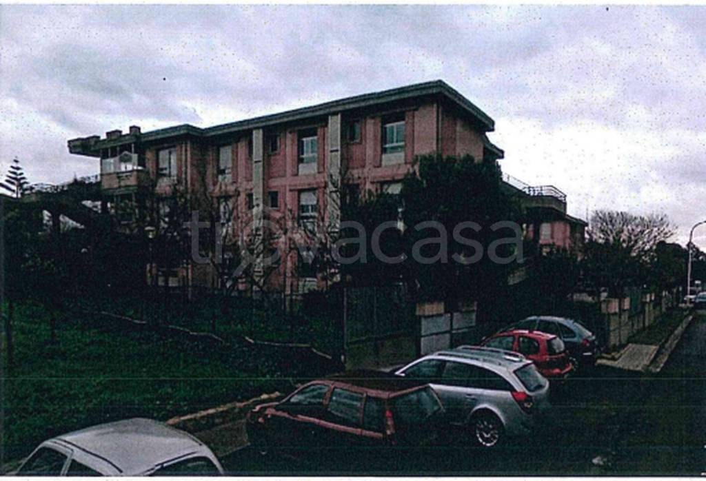 locale commerciale in vendita a Decimomannu