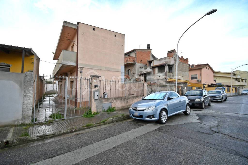 casa indipendente in vendita a Decimomannu