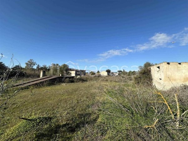 locale commerciale in vendita a Decimomannu