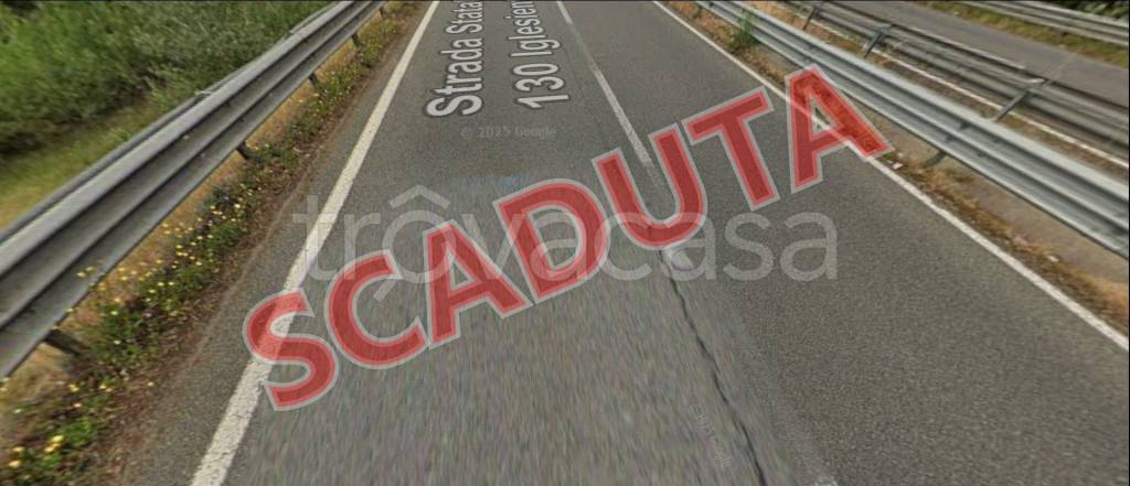 locale commerciale in vendita a Decimomannu