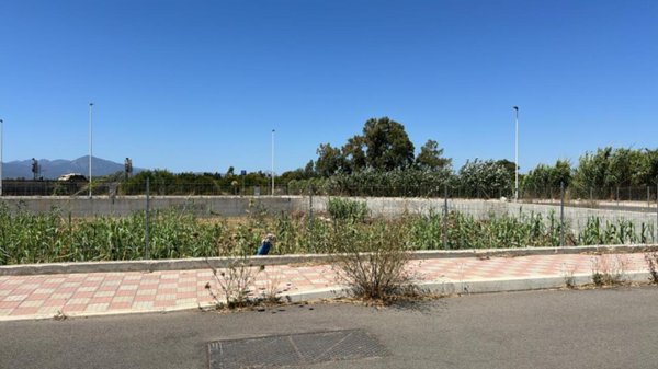 terreno edificabile in vendita a Decimomannu