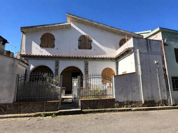 casa indipendente in vendita a Decimomannu